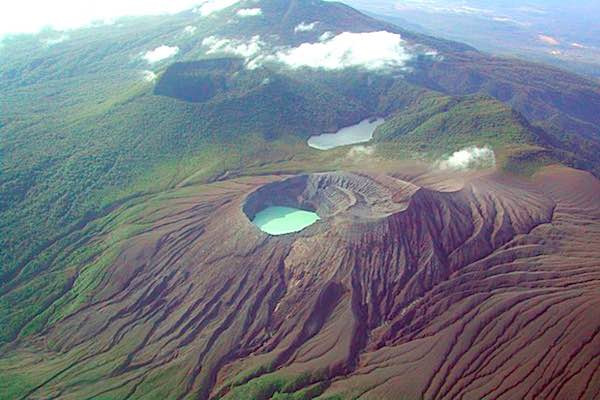 Costa Rica Volcán Rincón de la Vieja Aventura Amazonia.jpg