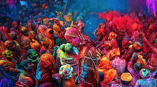 holi1.jpg