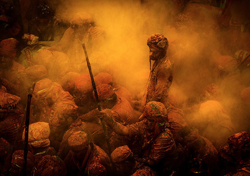 holi4.jpg
